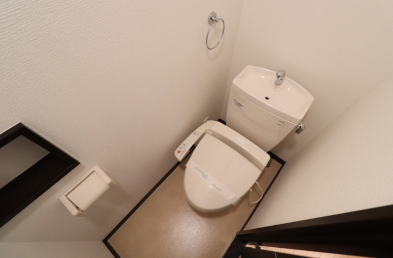 ウォシュレットもついてます