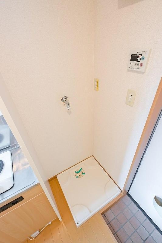 室内洗濯機置場あります。