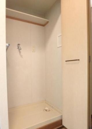 洗濯機は室内におけます