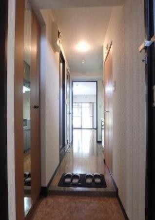 玄関も十分な広さです