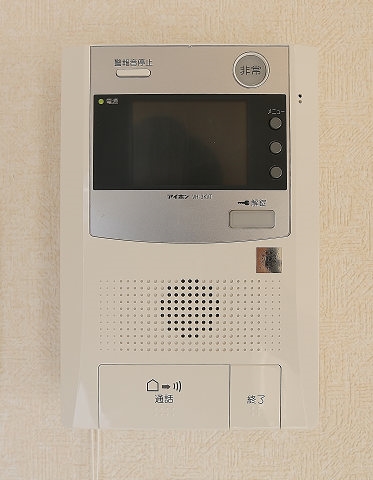 ＴＶモニター付きインターホンで安心ですね