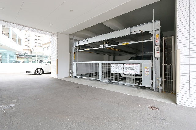 敷地内駐車場ございます