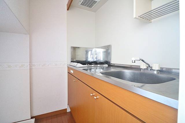 写真は別部屋です。