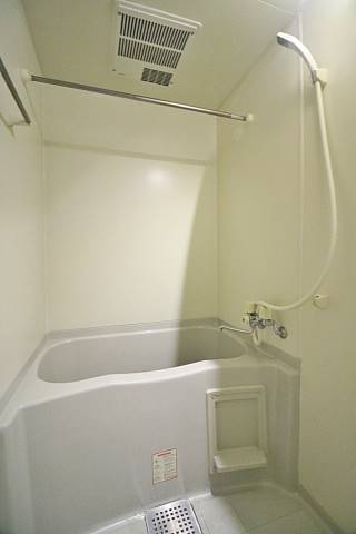 写真は別部屋です。