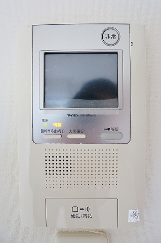 安心のテレビ付きモニターフォン