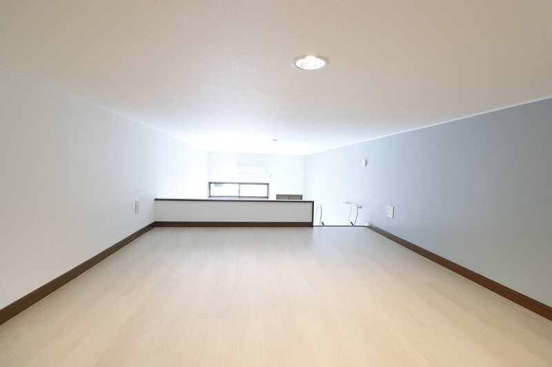 こちら寝室にいかがでしょうか。