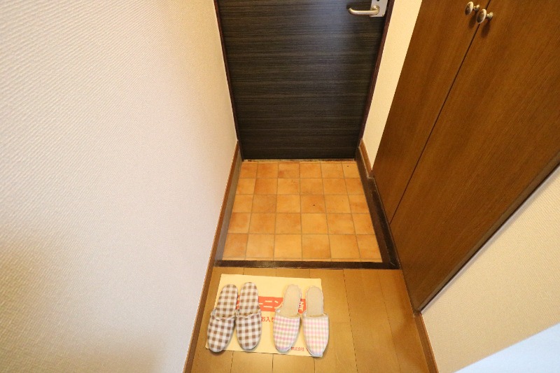 玄関はこんな感じです。