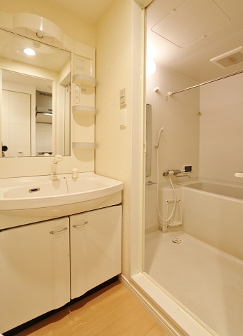 朝の身支度はこちらですね