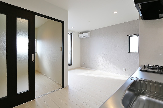 広くてオシャレな生活空間です。