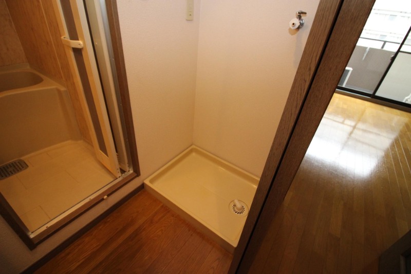 洗濯機は室内に置くことができます。