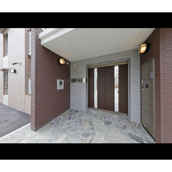 エントランスホールはこちら！