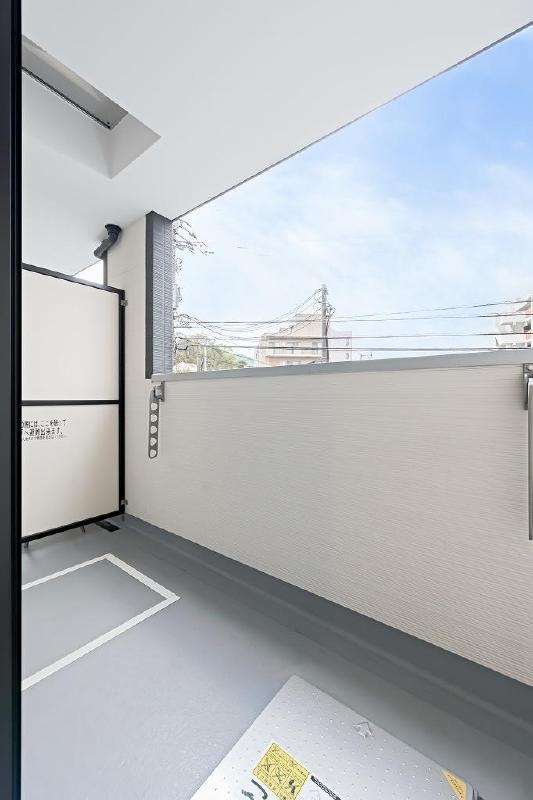 バルコニーで洗濯物も干せますね(^^)/