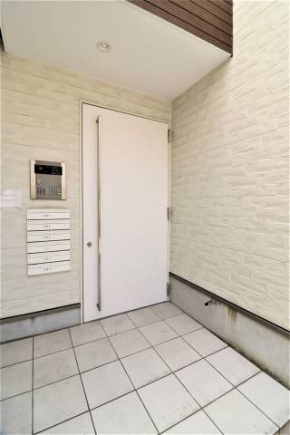 オートロック完備で安心です