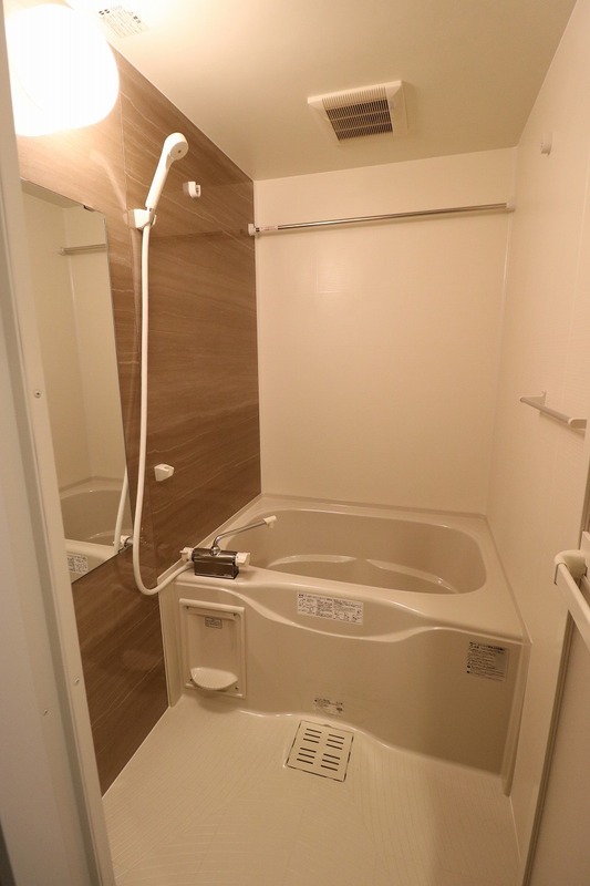 日々の疲れを癒せるバスルームです