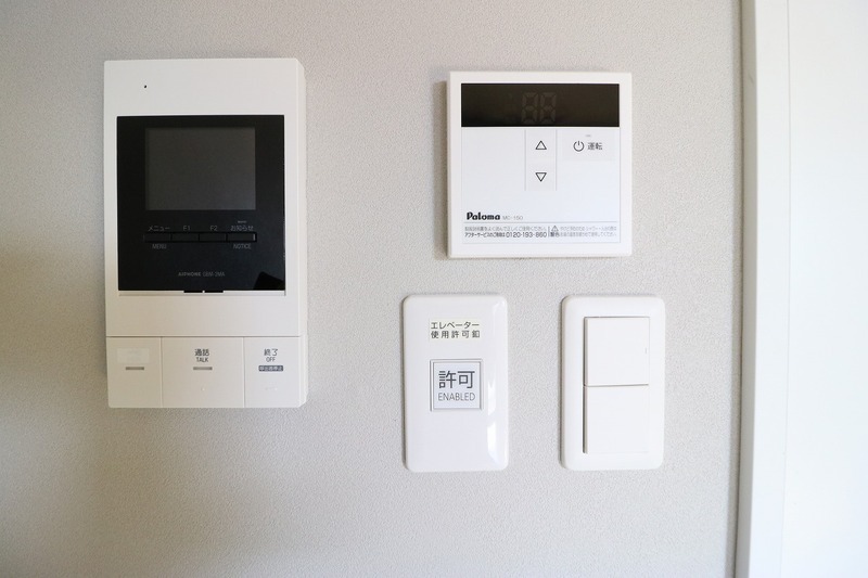 TVモニター付きインターホンで安心です