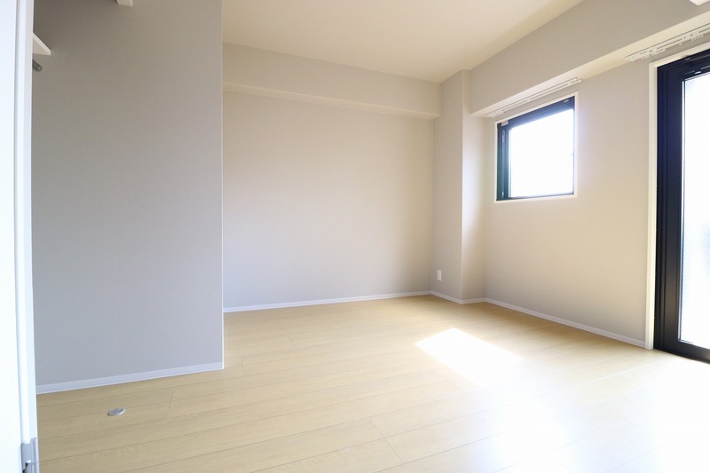 こちらは寝室にいかがでしょうか