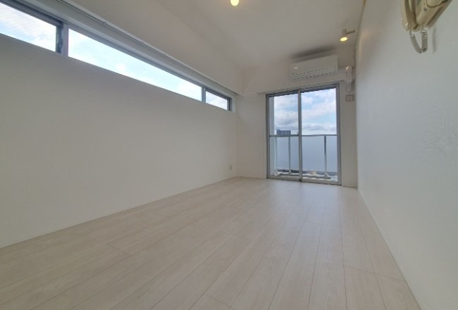 お部屋の別角度になります。