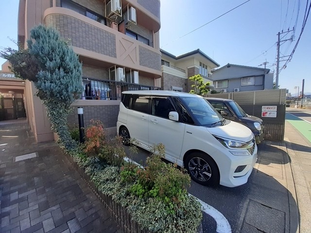 駐車場はこちらです。