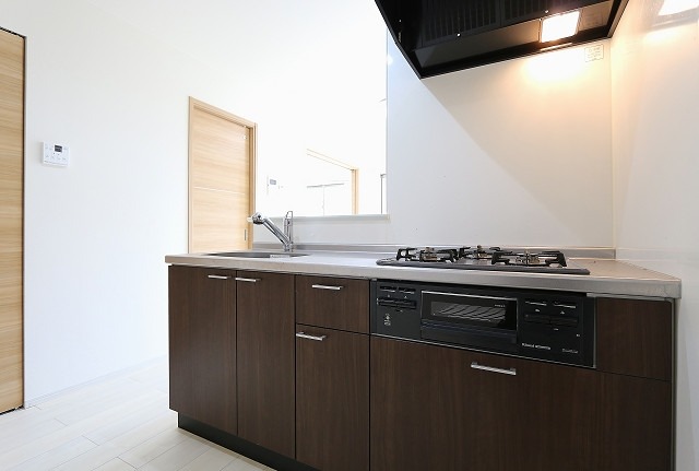 カウンターキッチンは会話が弾みます