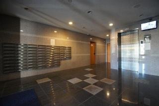 綺麗に清掃が入ったエントランス