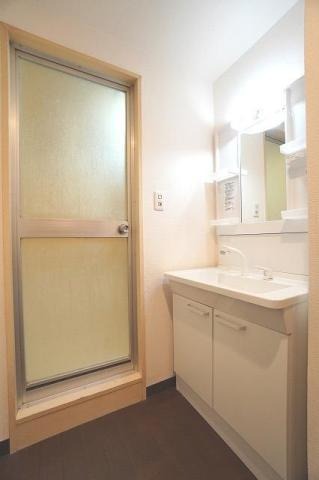 お出かけ前の身支度はこちらから