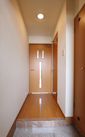 広々とした玄関です