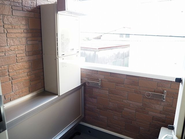 お洗濯物はサンルームで！天候に左右されません