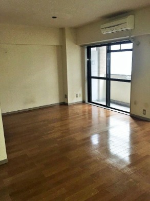 明るいリビングです。