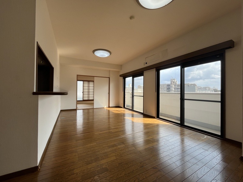 明るく広々としたリビングです。