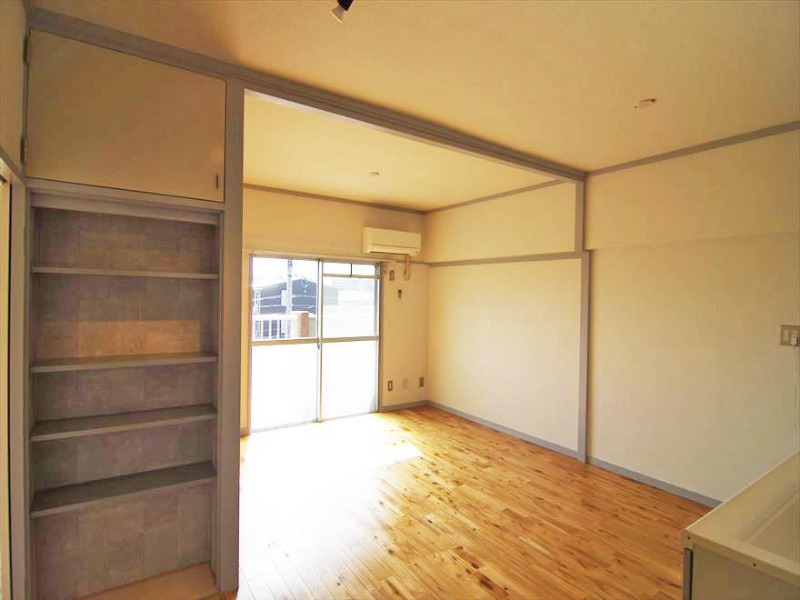 エアコン完備で年中快適に過ごせます