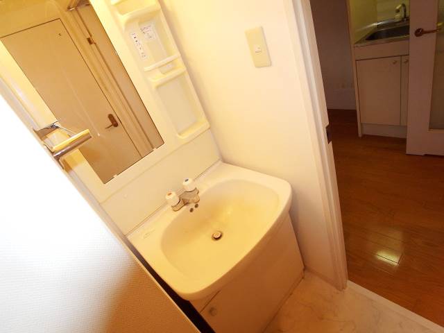 女性の味方の独立洗面台