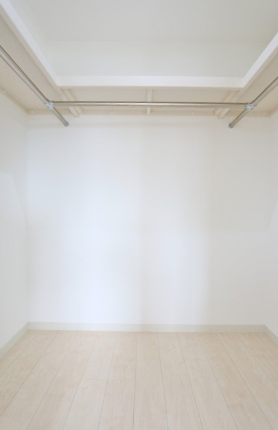 お洋服が多い方でも楽々収納できます