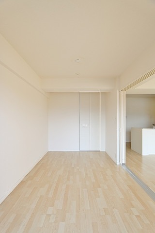 明るいお部屋です