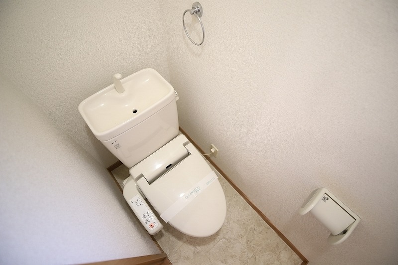 ウォシュレット付いております