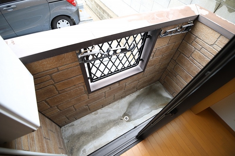 洗濯物はこちらへどうぞ。