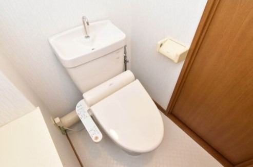 バストイレ別です。