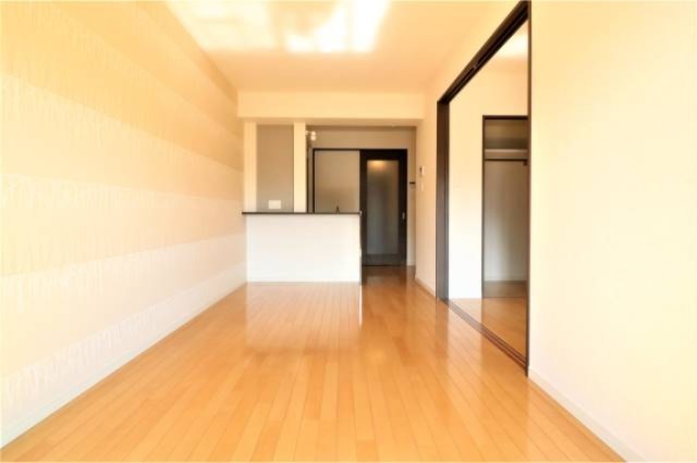 明るく広々としたリビングです。