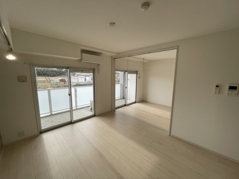 日当たり良好でございます。