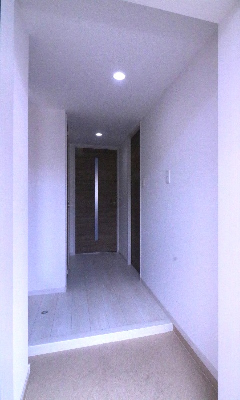 玄関からはこのようになっています。