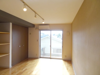 ゆったり過ごせそうなリビングですね