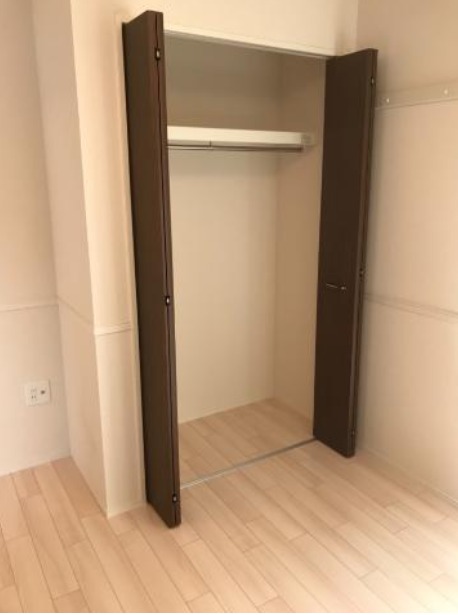 お洋服などはこちらへ