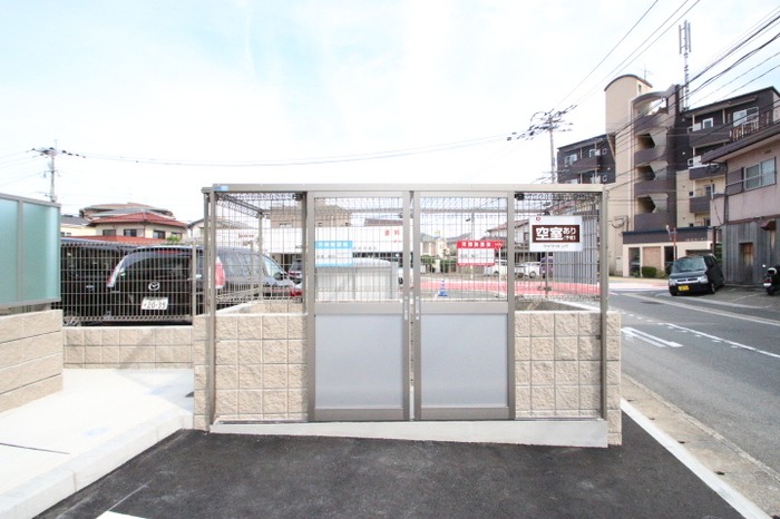 共用のごみ置き場です。