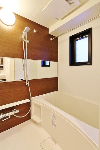 浴室乾燥機もついてますよ