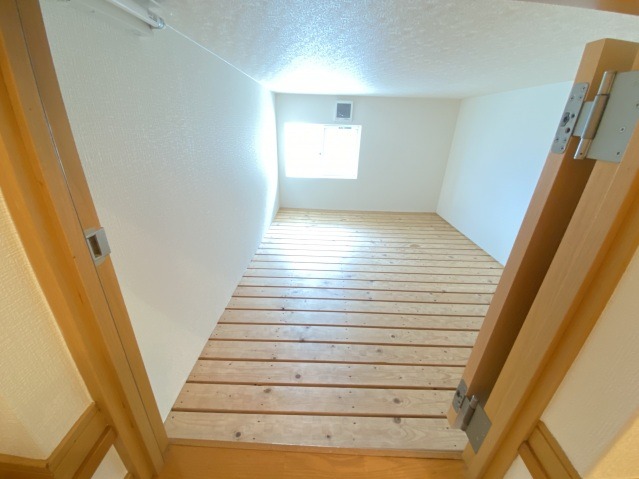 大容量の床下収納です