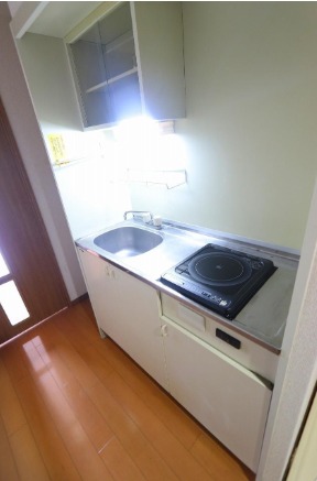 IHクッキングヒーター付きです。