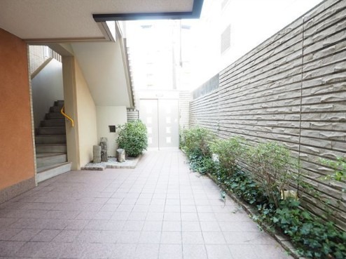 綺麗なエントランスです。