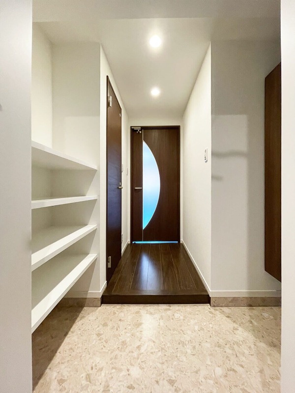 荷物があっても窮屈感を感じませんね