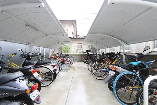 自転車はこちらで♪