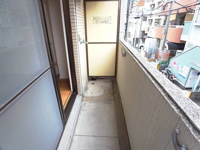 洗濯物はこちらへどうぞ。