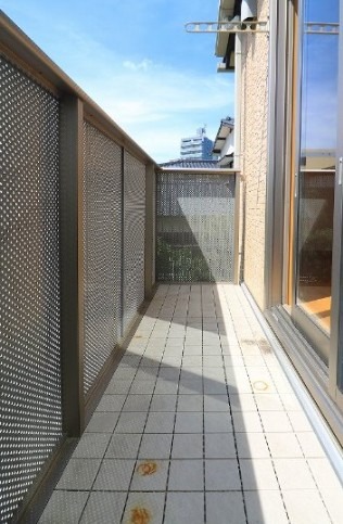 洗濯物はこちらへどうぞ。